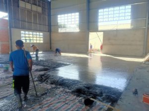 Đổ bê tông nhà xưởng ở Tân Uyên, Bình Dương